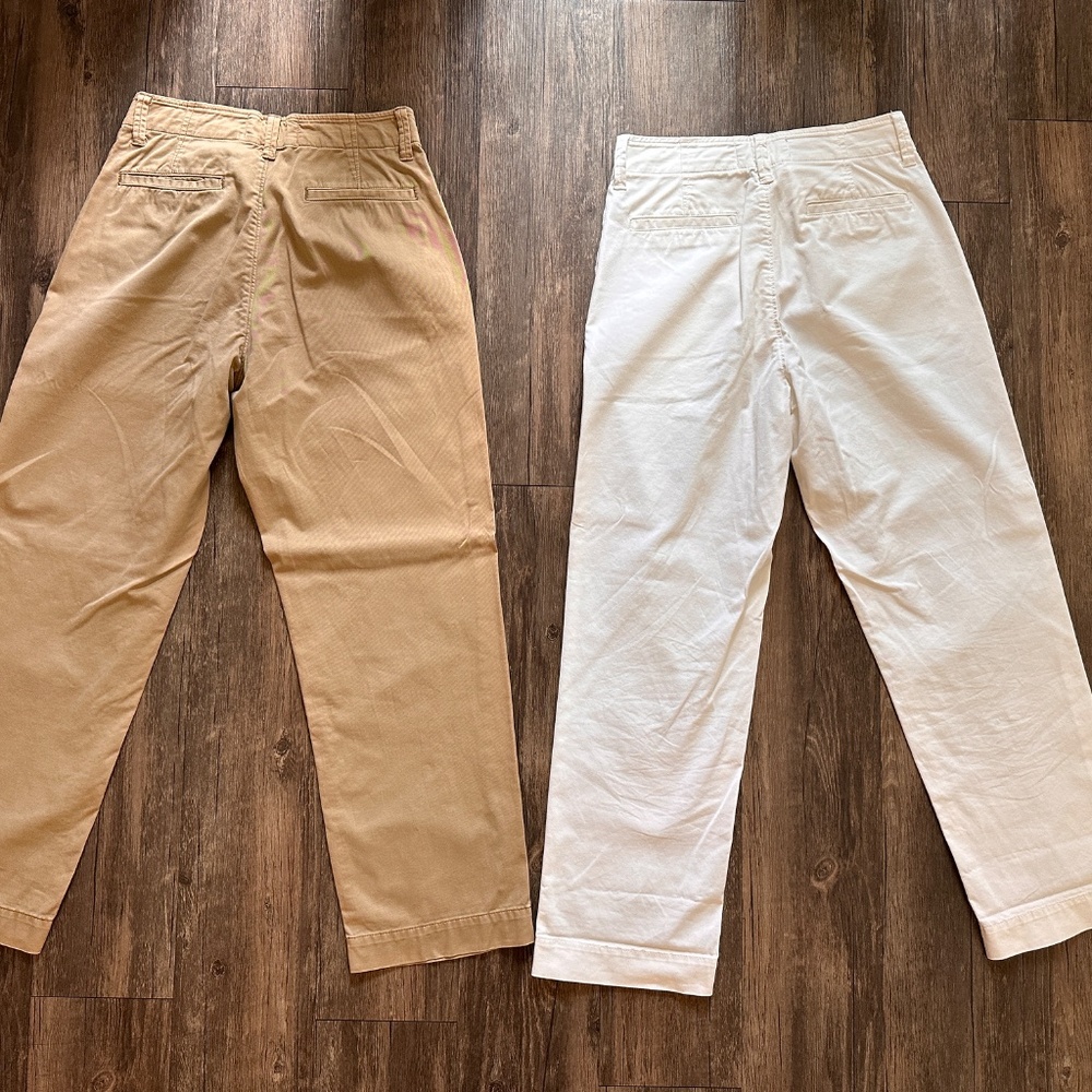 Two pairs of Everlane Lightweight Relaxed Chino - Picture 4 of 10
